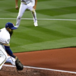 Brewers Clinch World Series Opener in Dramatic 3-2 Victory Over Rays